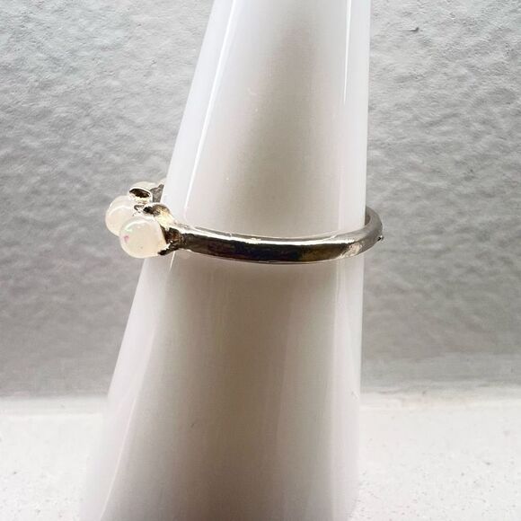 Five Small Faux‎ Opals Layering / Stacking Ring Size 6.75 - Picture 3 of 5